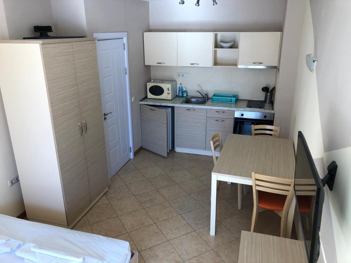 Royal Sun - Sunny Cove Apartment Слънчев бряг Екстериор снимка