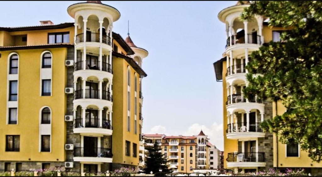 Royal Sun - Sunny Cove Apartment Слънчев бряг Екстериор снимка