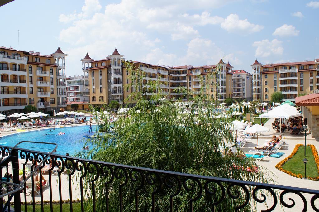 Royal Sun - Sunny Cove Apartment Слънчев бряг Екстериор снимка